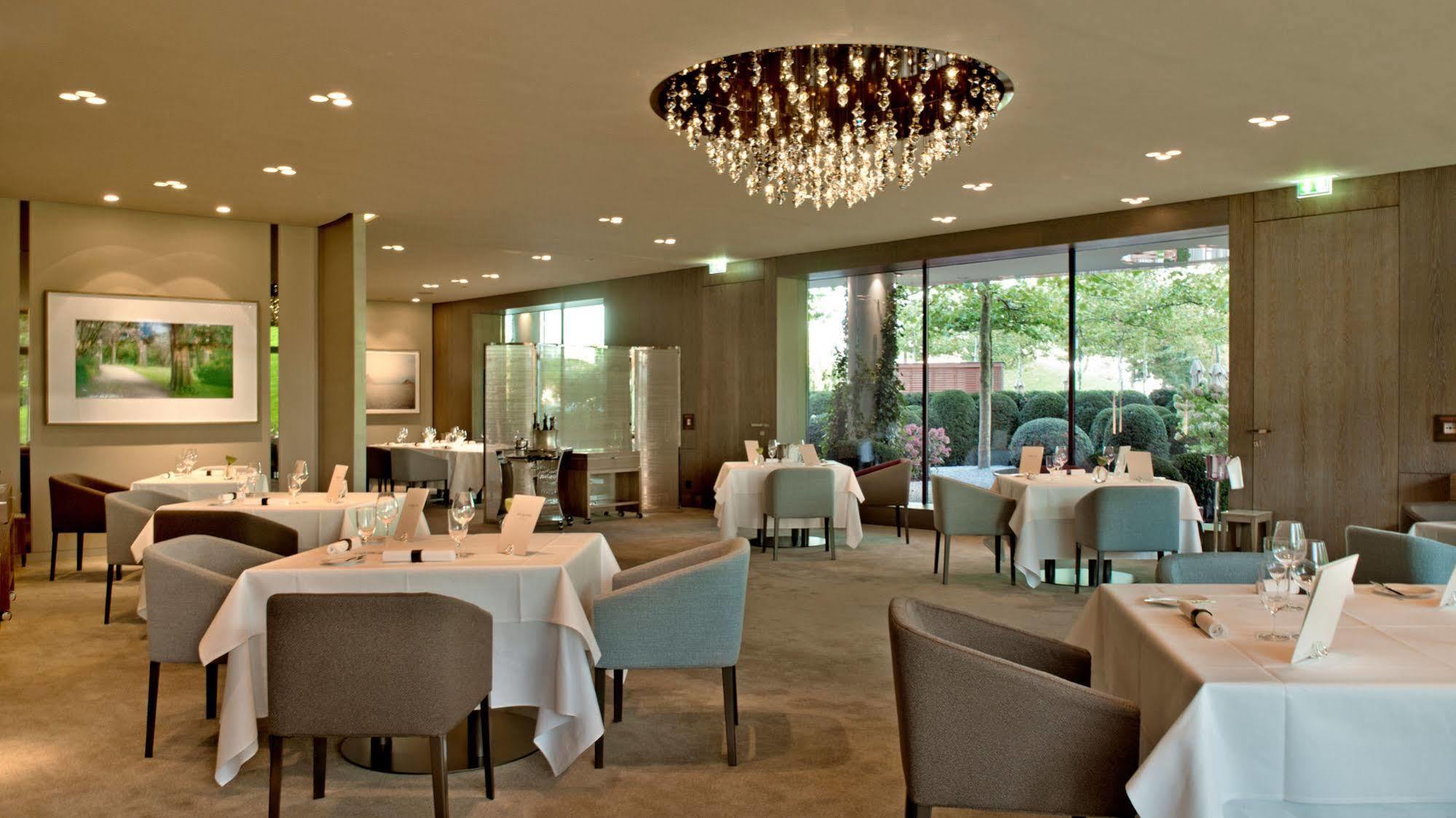 เดอะ ริตซ์-คาร์ลตัน โวล์ฟบูร์ก Hotel วอล์ฟสบวร์ก ภายนอก รูปภาพ